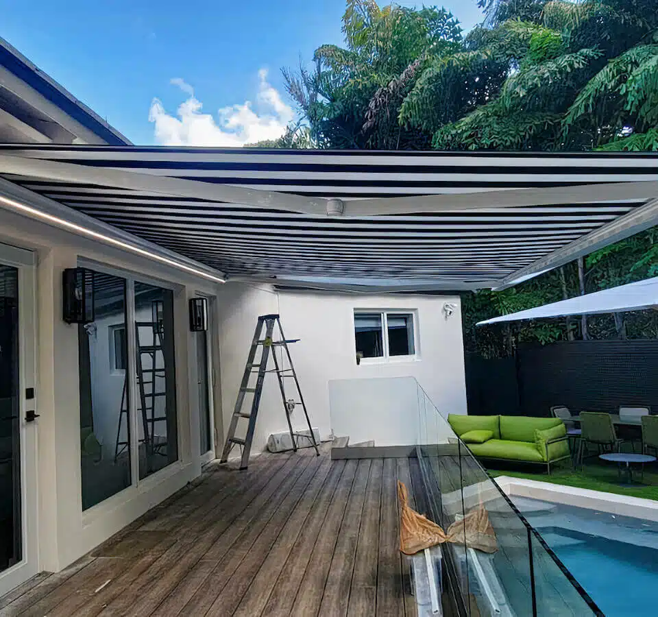 retractable awning cover