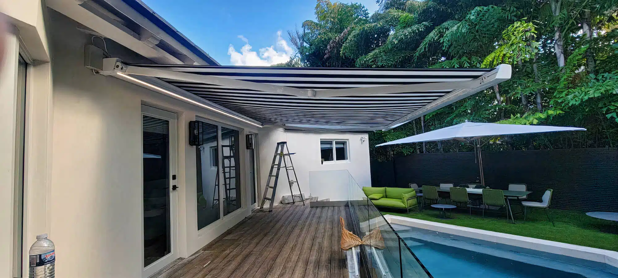 retractable awning cover