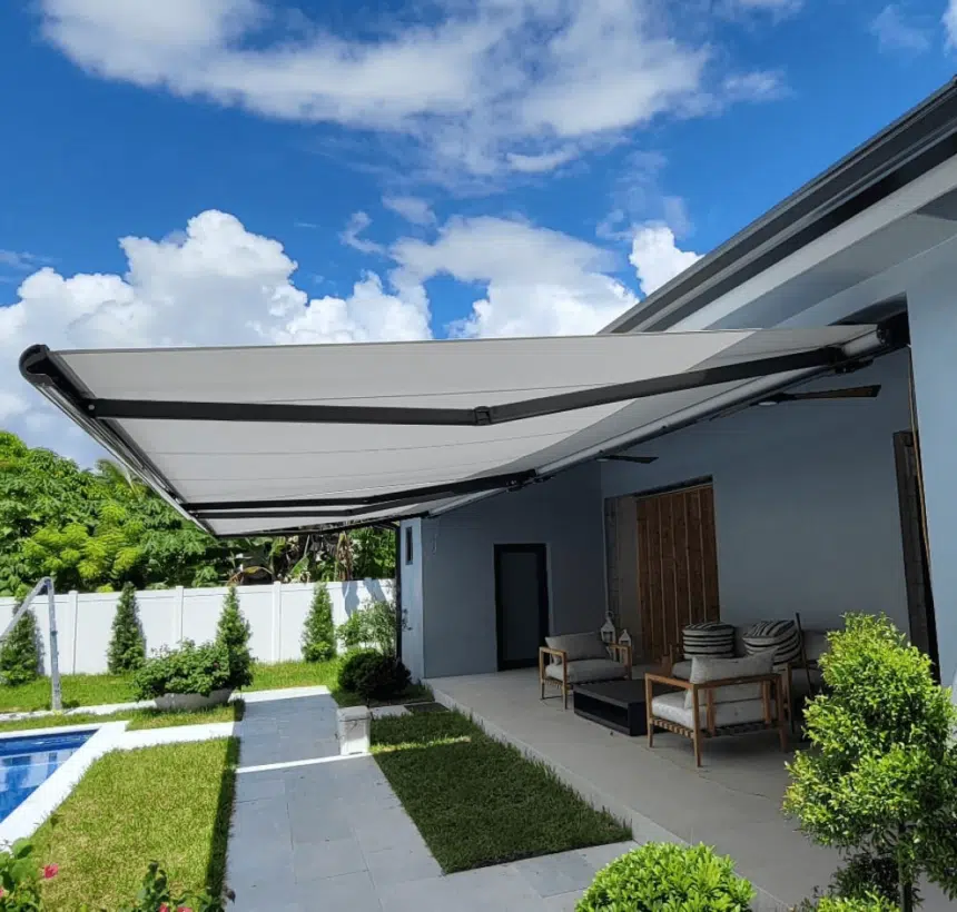 retractable awning for client home miami